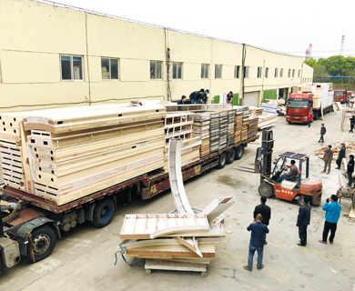 挑选展览搭建工厂一定要看资质吗？